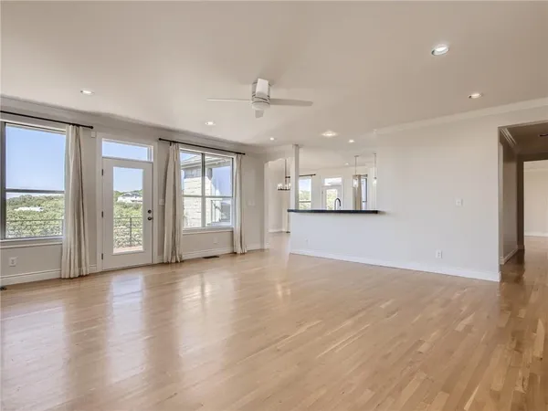 $8,000 | 267 North Commons Ford Road, Austin, TX 78733