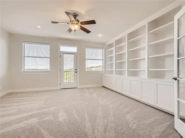 $8,000 | 267 North Commons Ford Road, Austin, TX 78733