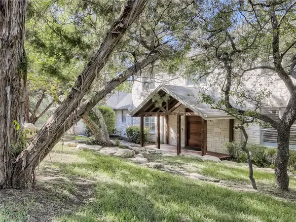 $8,000 | 267 North Commons Ford Road, Austin, TX 78733