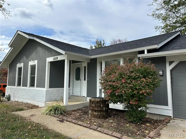 $2,050 | 4155 Attleboro Court, St. Charles, MO 63304
