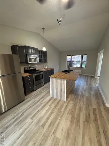 $2,050 | 4155 Attleboro Court, St. Charles, MO 63304