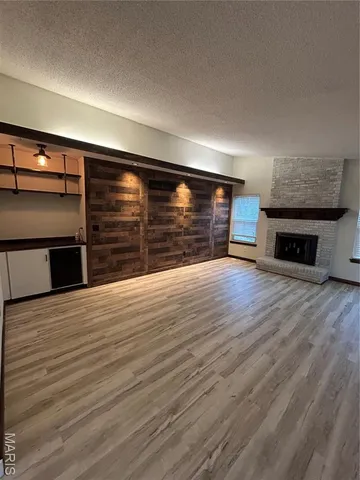 $2,050 | 4155 Attleboro Court, St. Charles, MO 63304