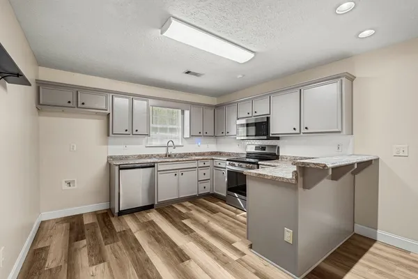 $281,500 | 2644 Lee Road 0239, Smiths Station, AL 36877