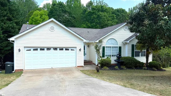 $333,000 | 711 Timberwood Ridge, Greer, SC 29651