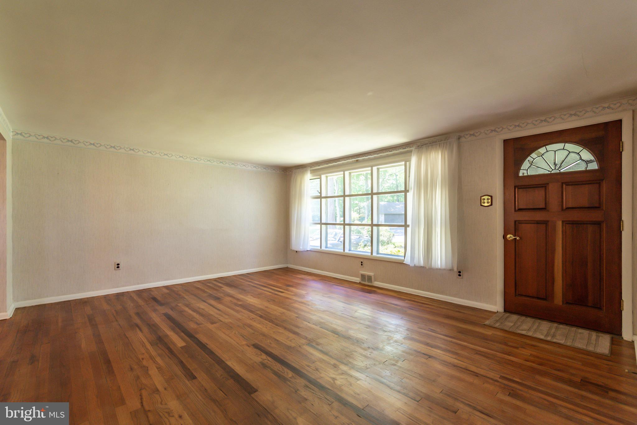 617 Winding Road Hatboro, PA 19040 - Photo 10 of 36