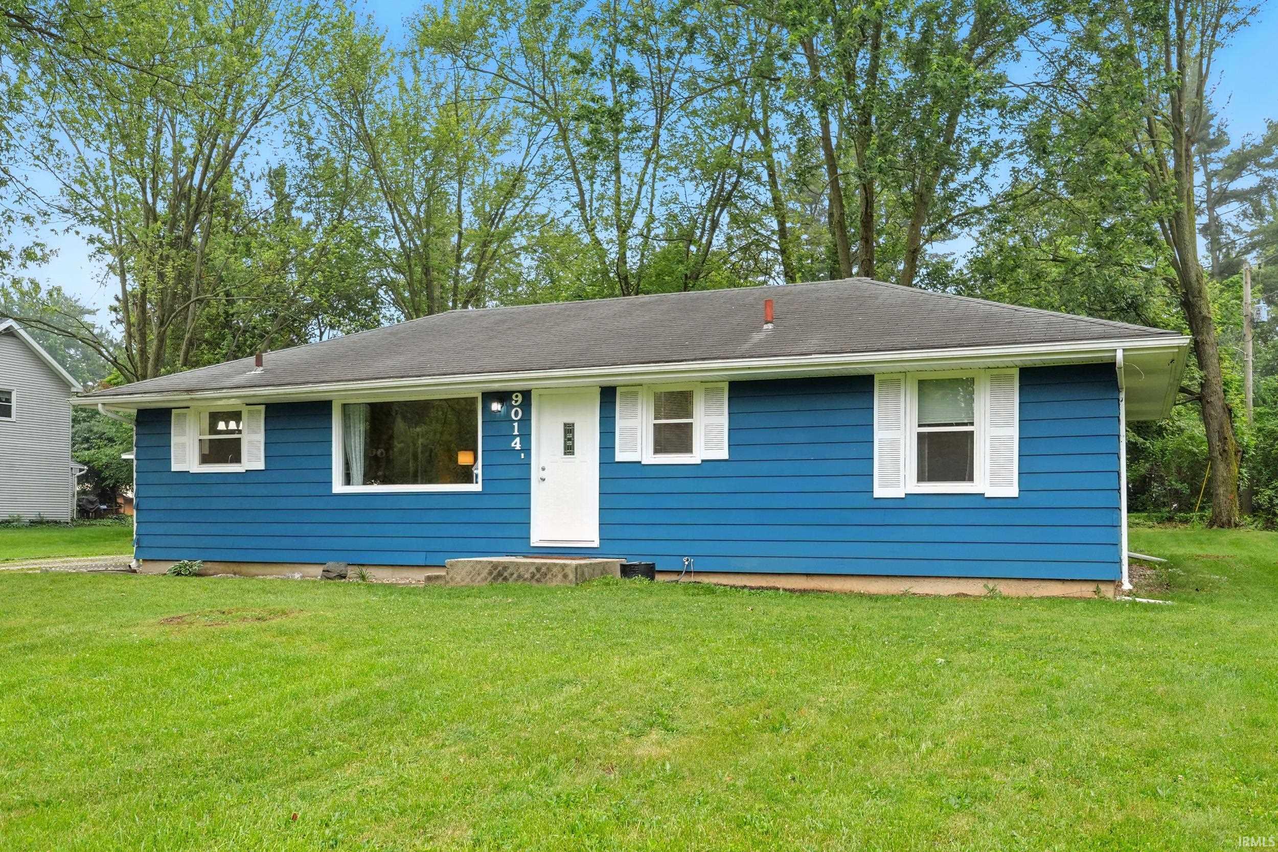 9014 Muldoon Road Fort Wayne, IN 46819 - Photo 1 of 35