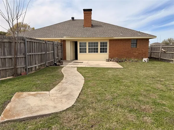 $2,100 | 3424 Tina Street, Sachse, TX 75048