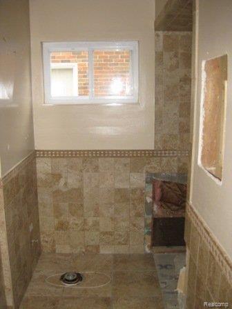 17545 Ray Street Riverview, MI 48193 - Photo 16 of 20 IMG_2764.JPG