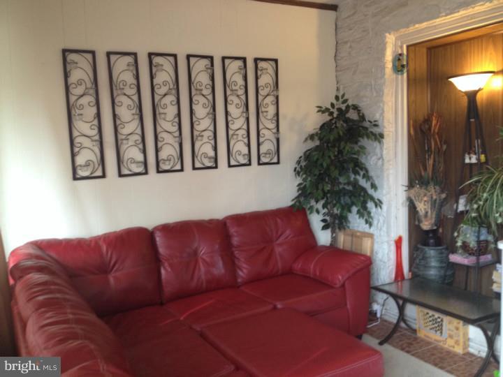 1857 Wynnewood Road Philadelphia, PA 19151 - Photo 2 of 23 Gallery Image 2