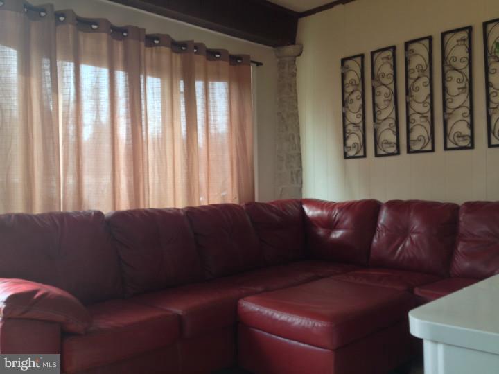 1857 Wynnewood Road Philadelphia, PA 19151 - Photo 3 of 23 Gallery Image 3