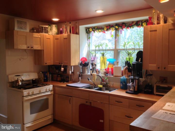 1857 Wynnewood Road Philadelphia, PA 19151 - Photo 10 of 23 Gallery Image 10