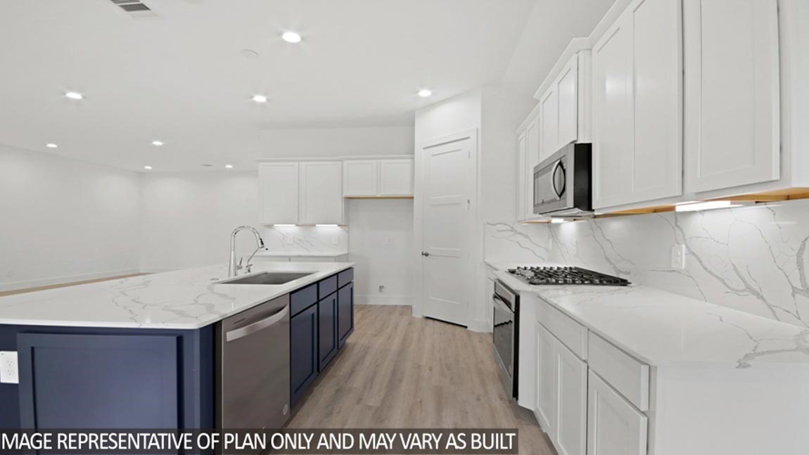 1410 Imperial Ranch Way Dayton, TX 77535 - Photo 2 of 32