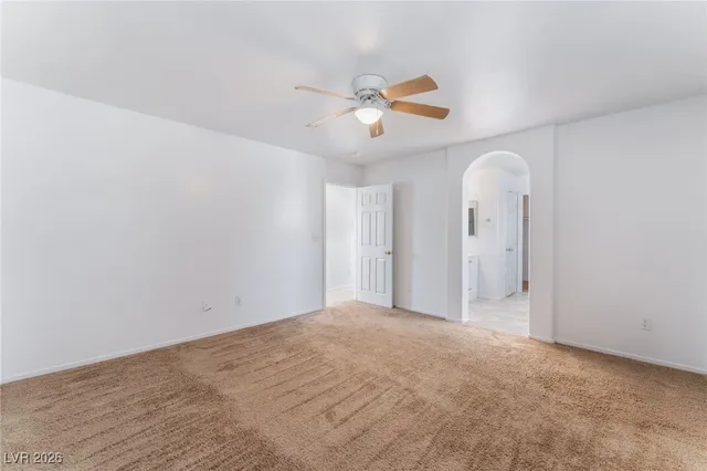 $2,000 | 4132 Swept Plains Street, Las Vegas, NV 89129