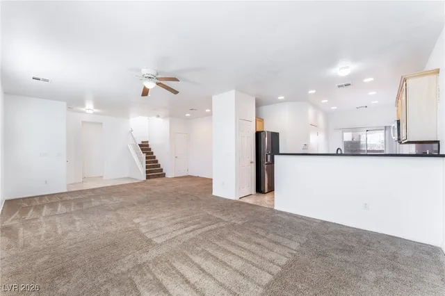 $2,000 | 4132 Swept Plains Street, Las Vegas, NV 89129