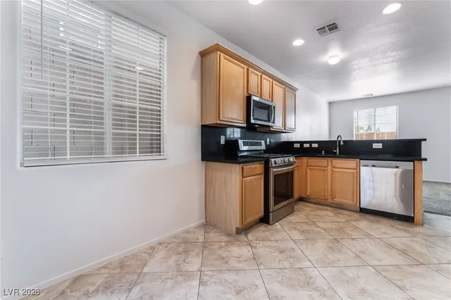 $2,000 | 4132 Swept Plains Street, Las Vegas, NV 89129