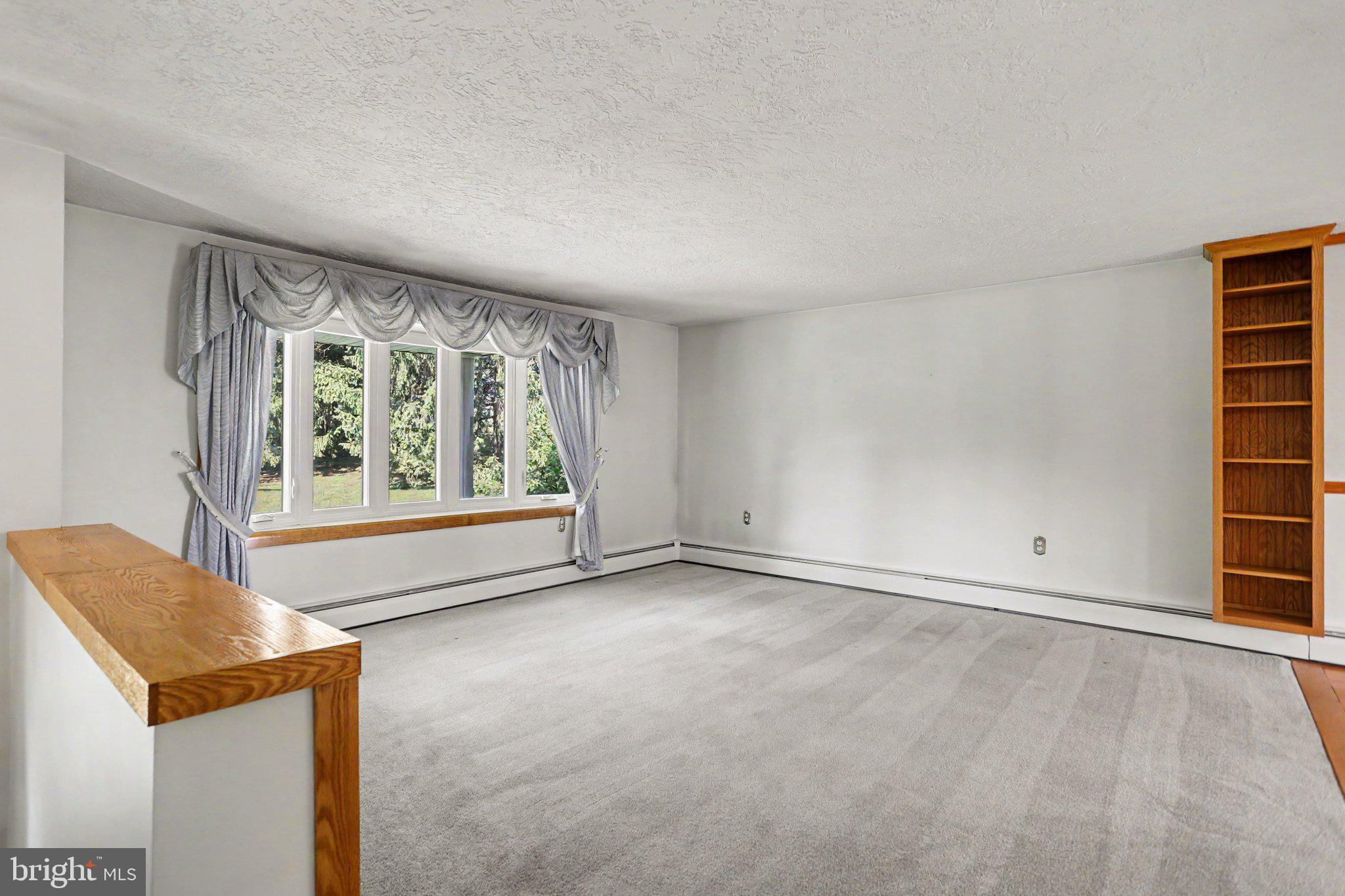 2715 Reservoir Road Spring Grove, PA 17362 - Photo 4 of 32 Gallery Image 4