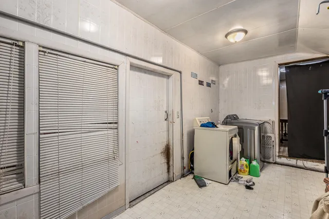 $199,900 | 140 West Main Street, Hart, MI 49420