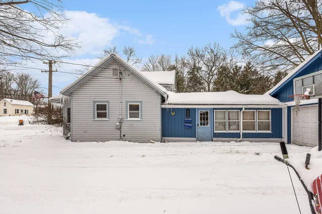$199,900 | 140 West Main Street, Hart, MI 49420