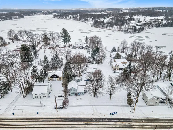 $189,900 | 140 West Main Street, Hart, MI 49420