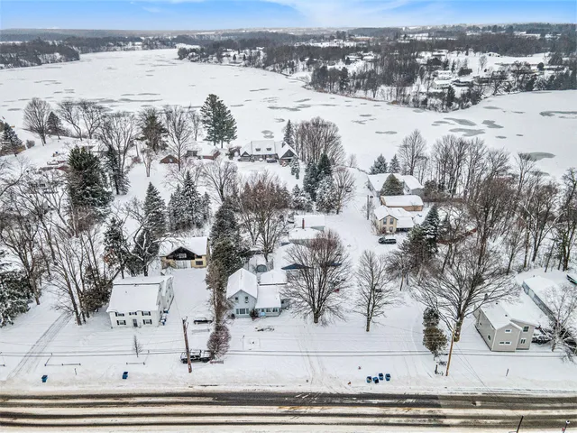 $199,900 | 140 West Main Street, Hart, MI 49420