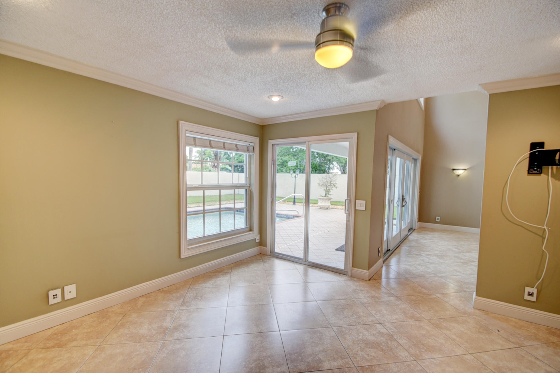 10771 Bexley Boulevard Boca Raton, FL 33428 - Photo 8 of 37 DSC_0536_37_38_39_40