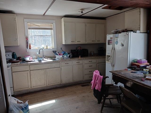 139 Bigelow Hill Road Troy, NH 03465 - Photo 6 of 12