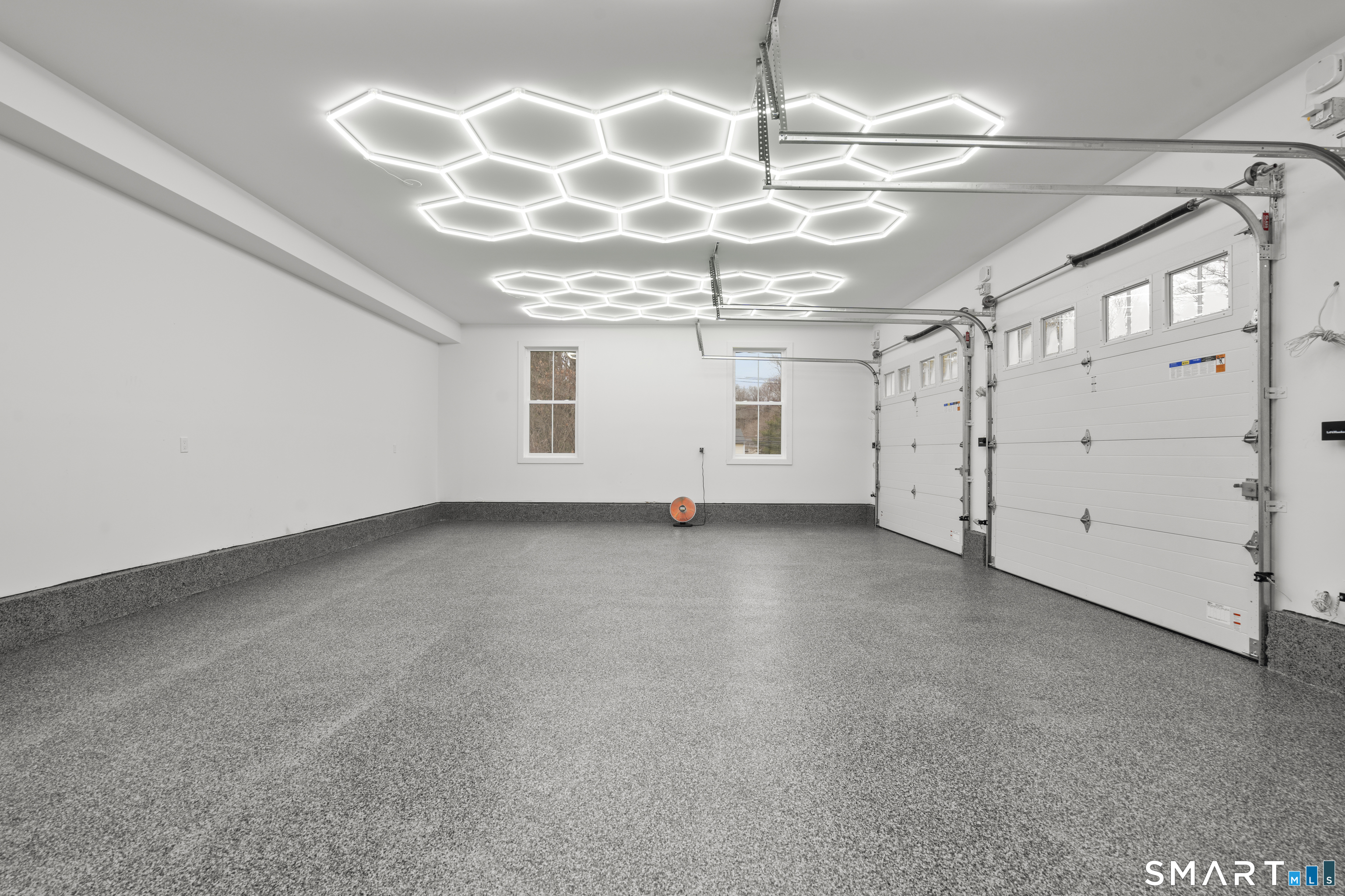 11 Laurel Hill Road Branford, CT 06405 - Photo 16 of 37