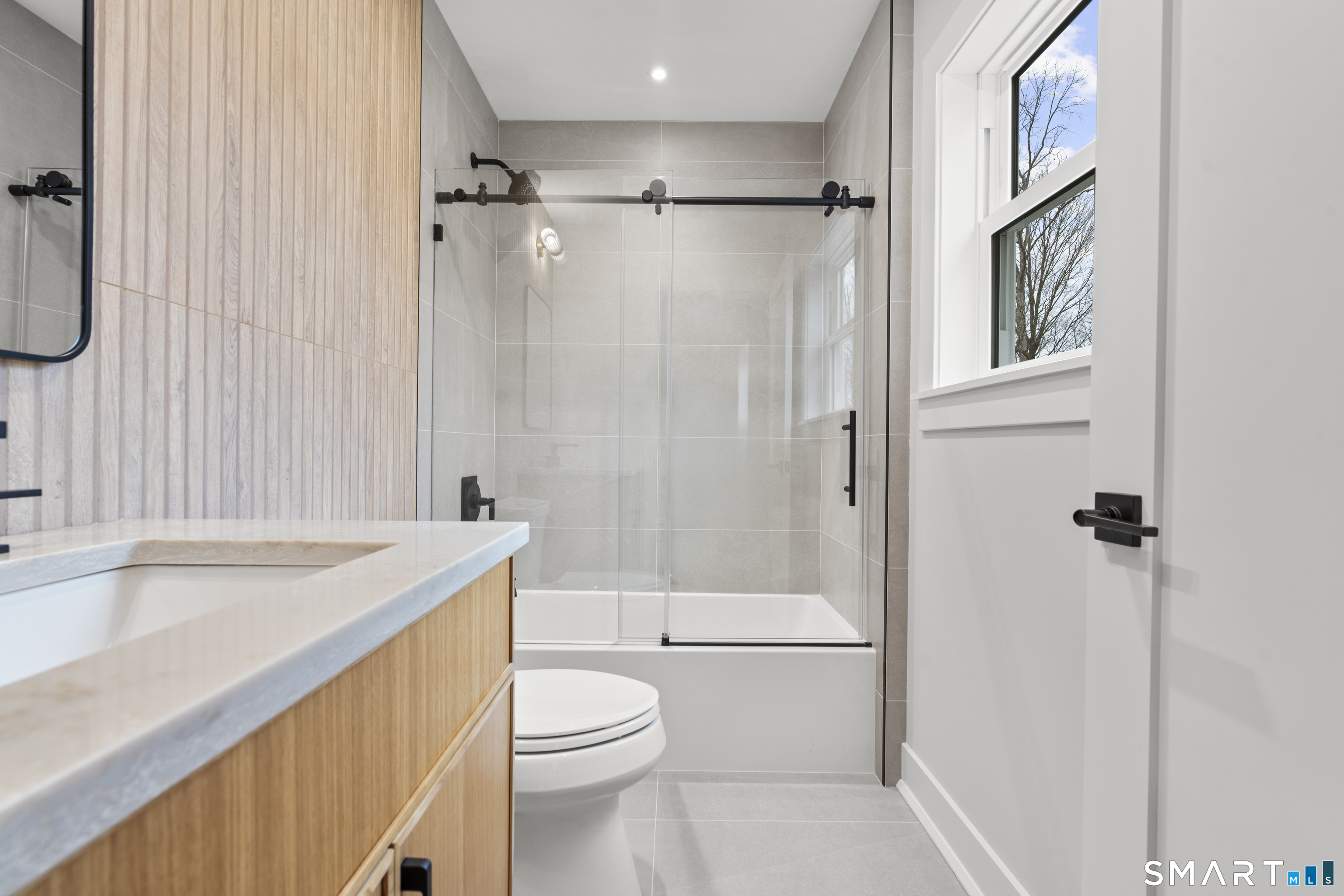 11 Laurel Hill Road Branford, CT 06405 - Photo 18 of 37