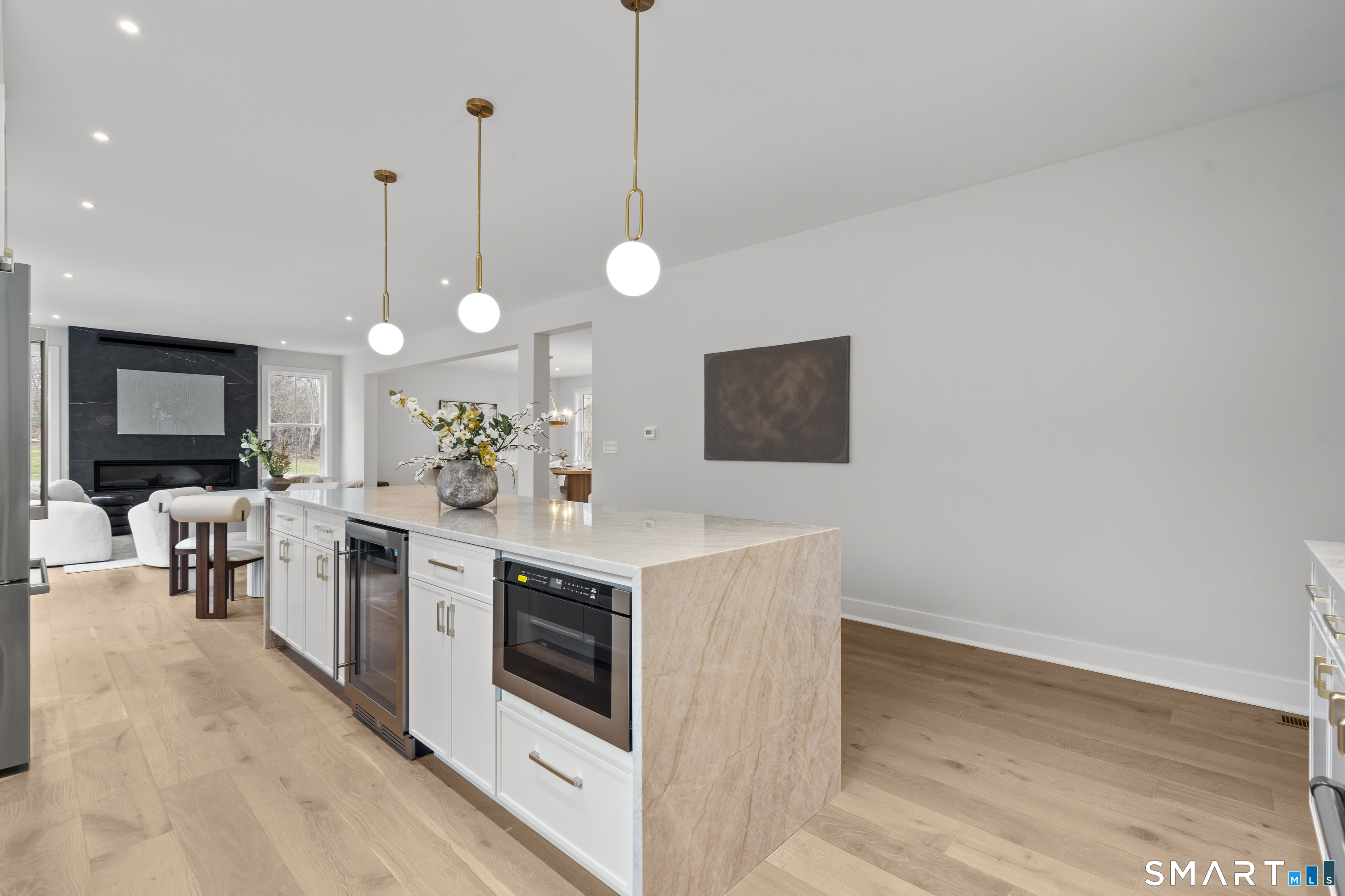 11 Laurel Hill Road Branford, CT 06405 - Photo 6 of 37