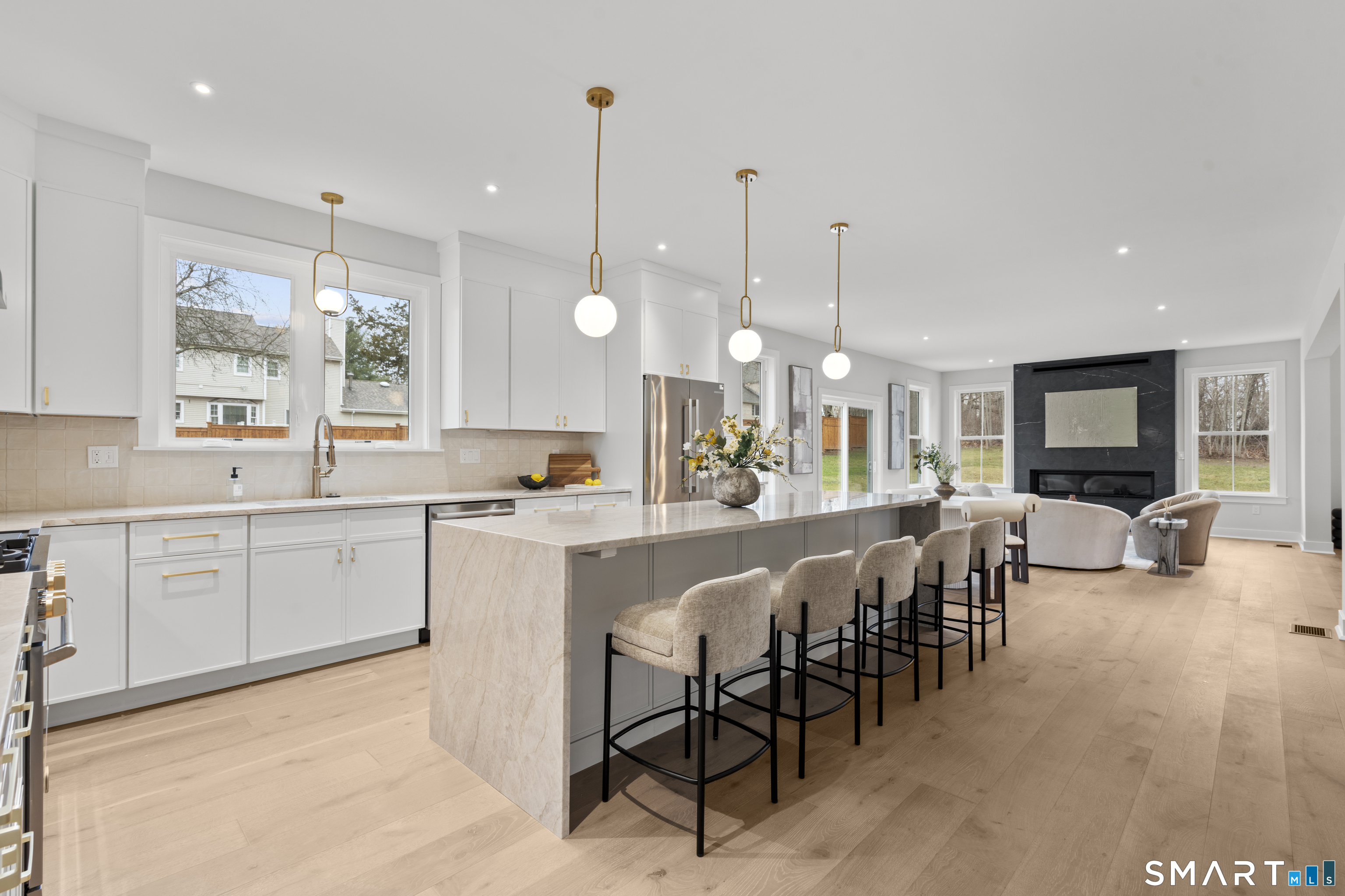 11 Laurel Hill Road Branford, CT 06405 - Photo 8 of 37