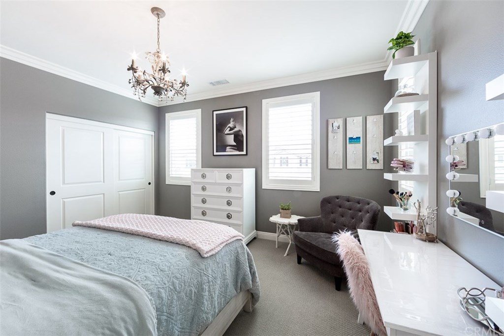 292 Barnes Road Tustin, CA 92782 - Photo 15 of 35