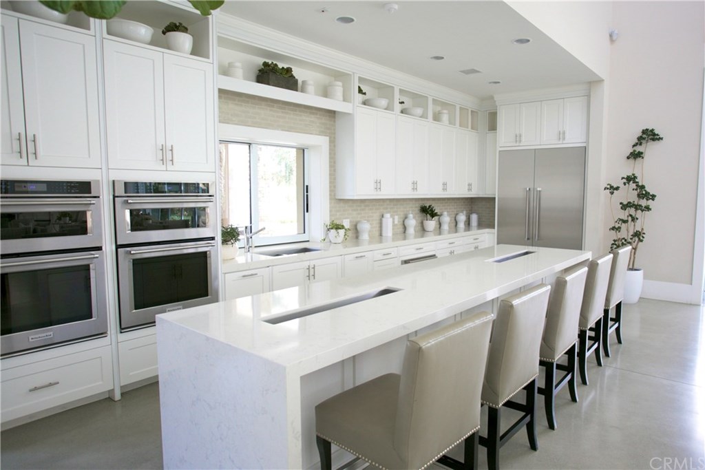 292 Barnes Road Tustin, CA 92782 - Photo 25 of 35