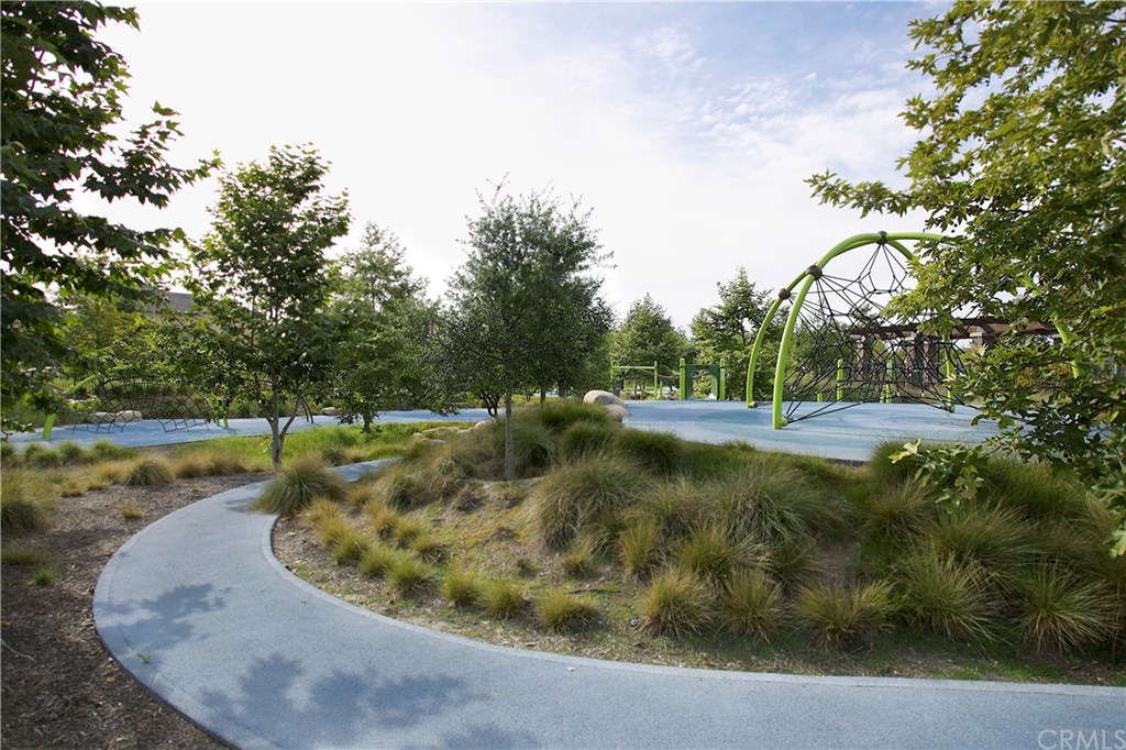 292 Barnes Road Tustin, CA 92782 - Photo 33 of 35