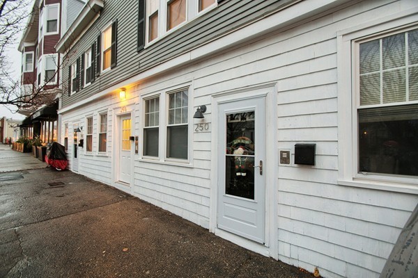 246-250 Rantoul Street Beverly, MA 01915 - Photo 3 of 25 Gallery Image 3