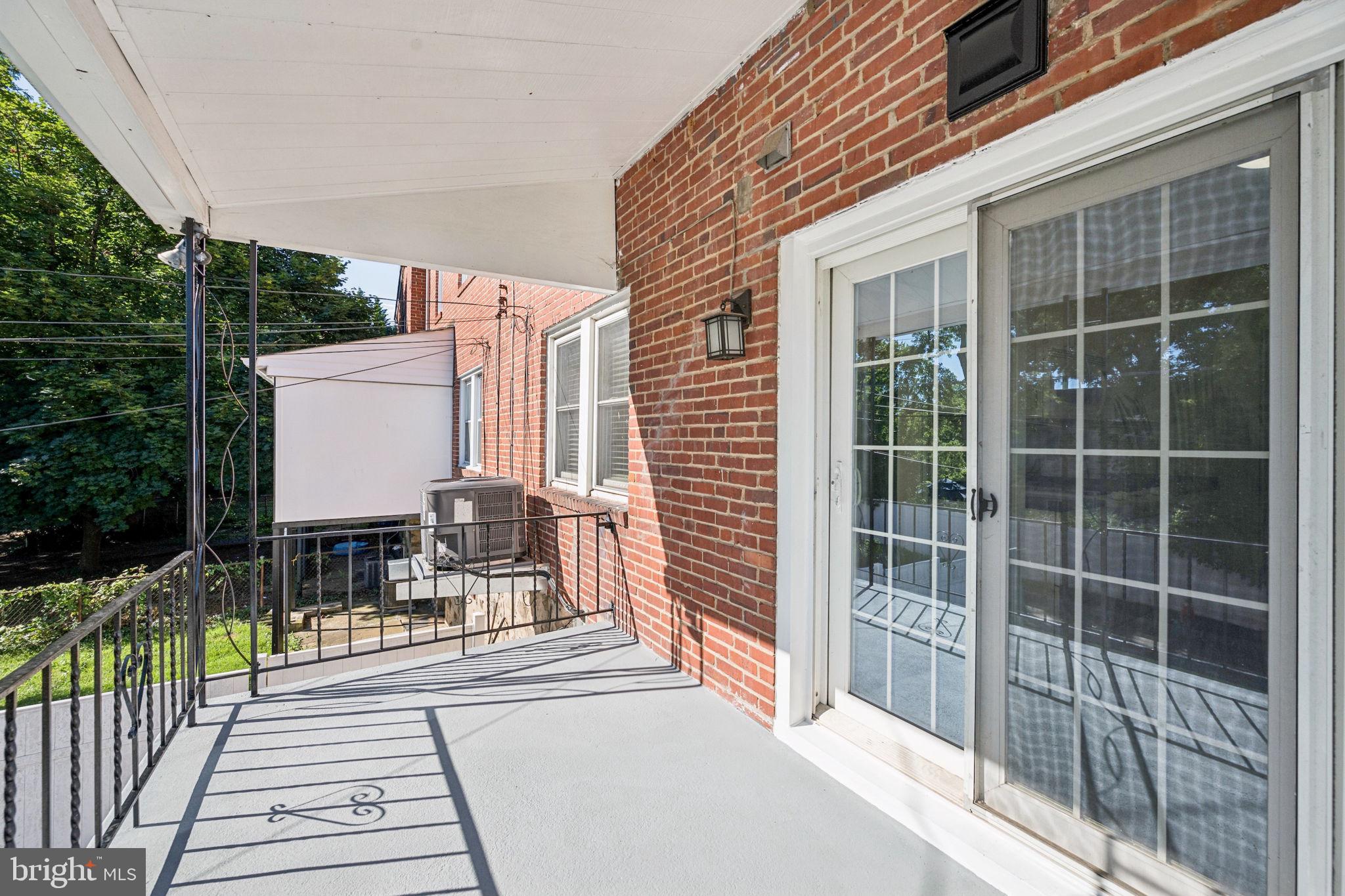 33 Briarwood Road Catonsville, MD 21228 - Photo 38 of 43