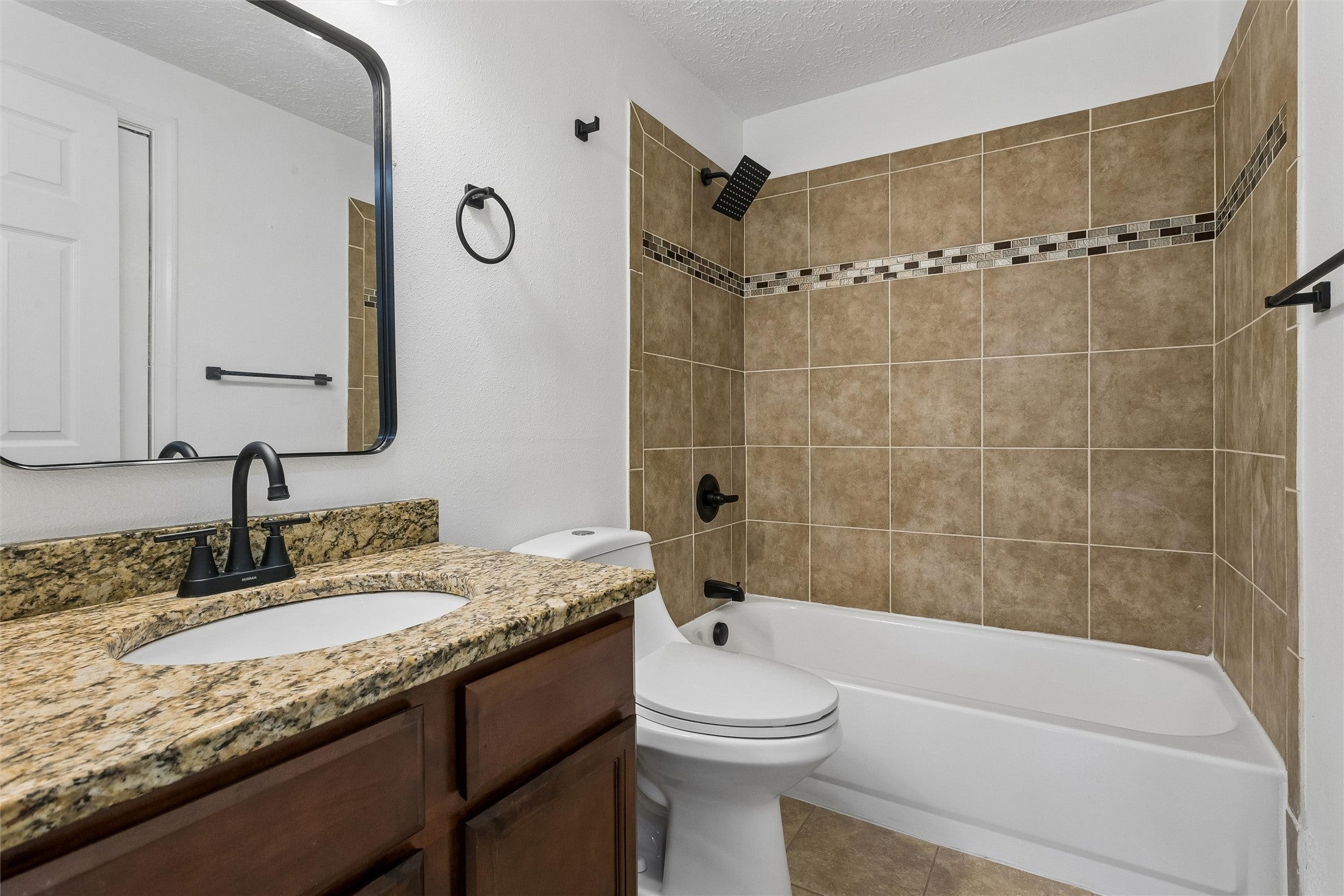 2403 Shell Road Hampton, VA 23661 - Photo 19 of 31 Gallery Image 19