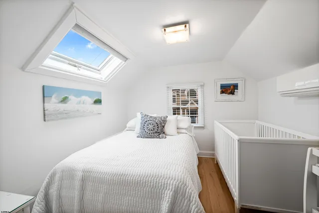 $1,949,000 | 24 North Evergreen Avenue, Longport, NJ 08403