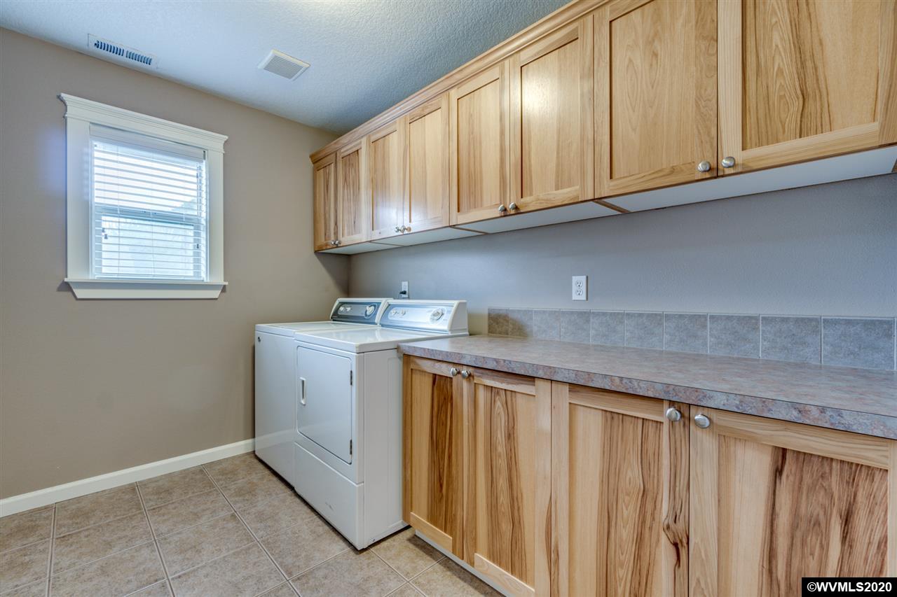 2693 Oak Ridge Street Northwest Albany, OR 97321 - Photo 39 of 42 Gallery Image 39