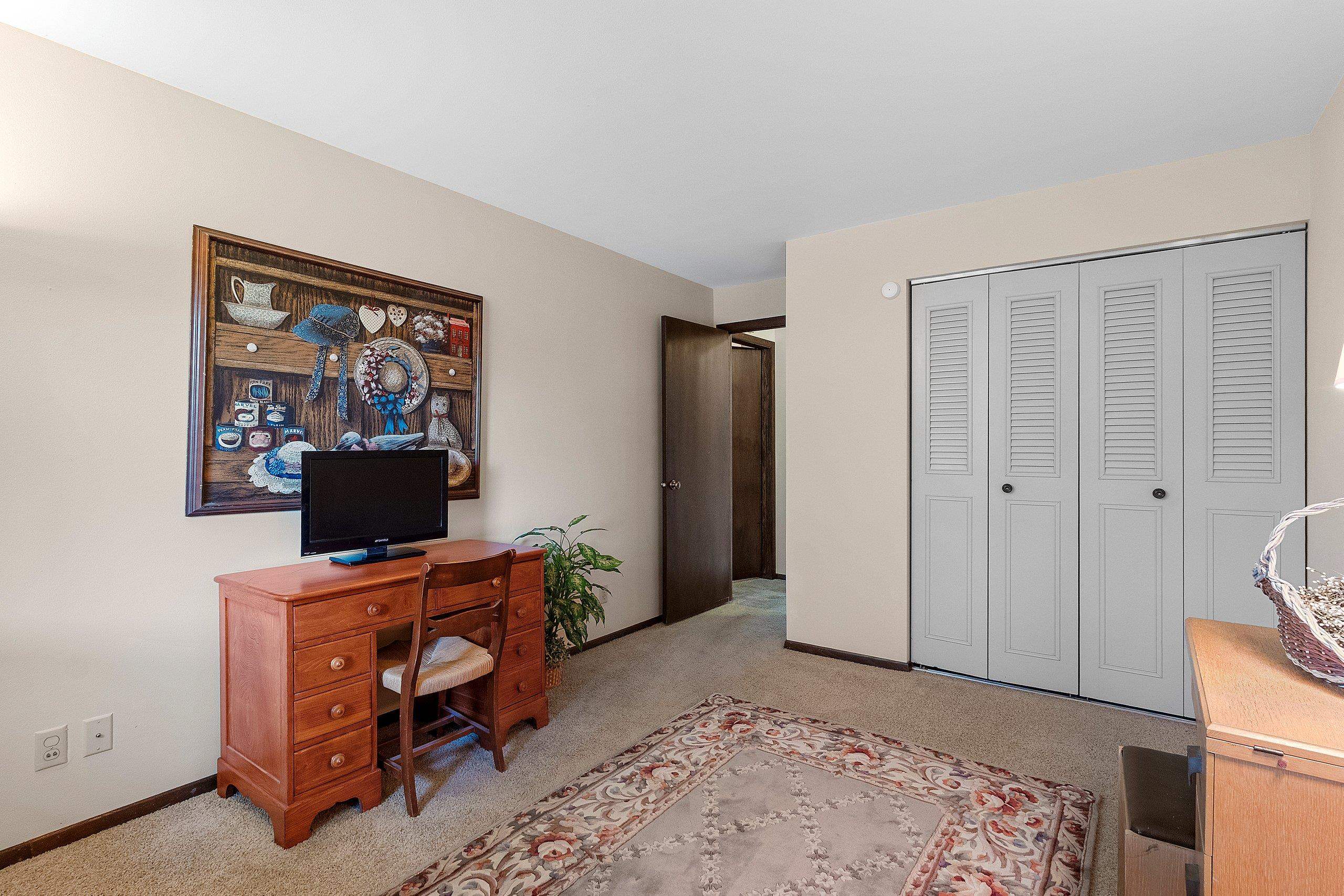 3182 Justin Court, Unit 5 Appleton, WI 54914 - Photo 24 of 34