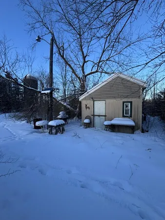 $219,000 | 6711 South Tripp Road, Osseo, MI 49266