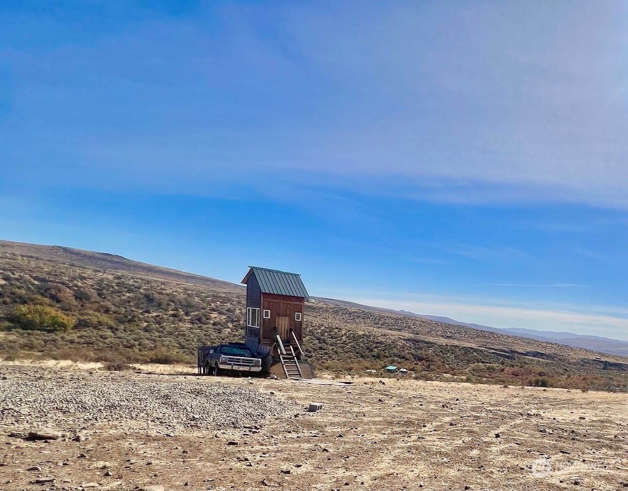 571 Trail Creek Road Ellensburg, WA 98926 - Photo 6 of 9 a view of a ocean view