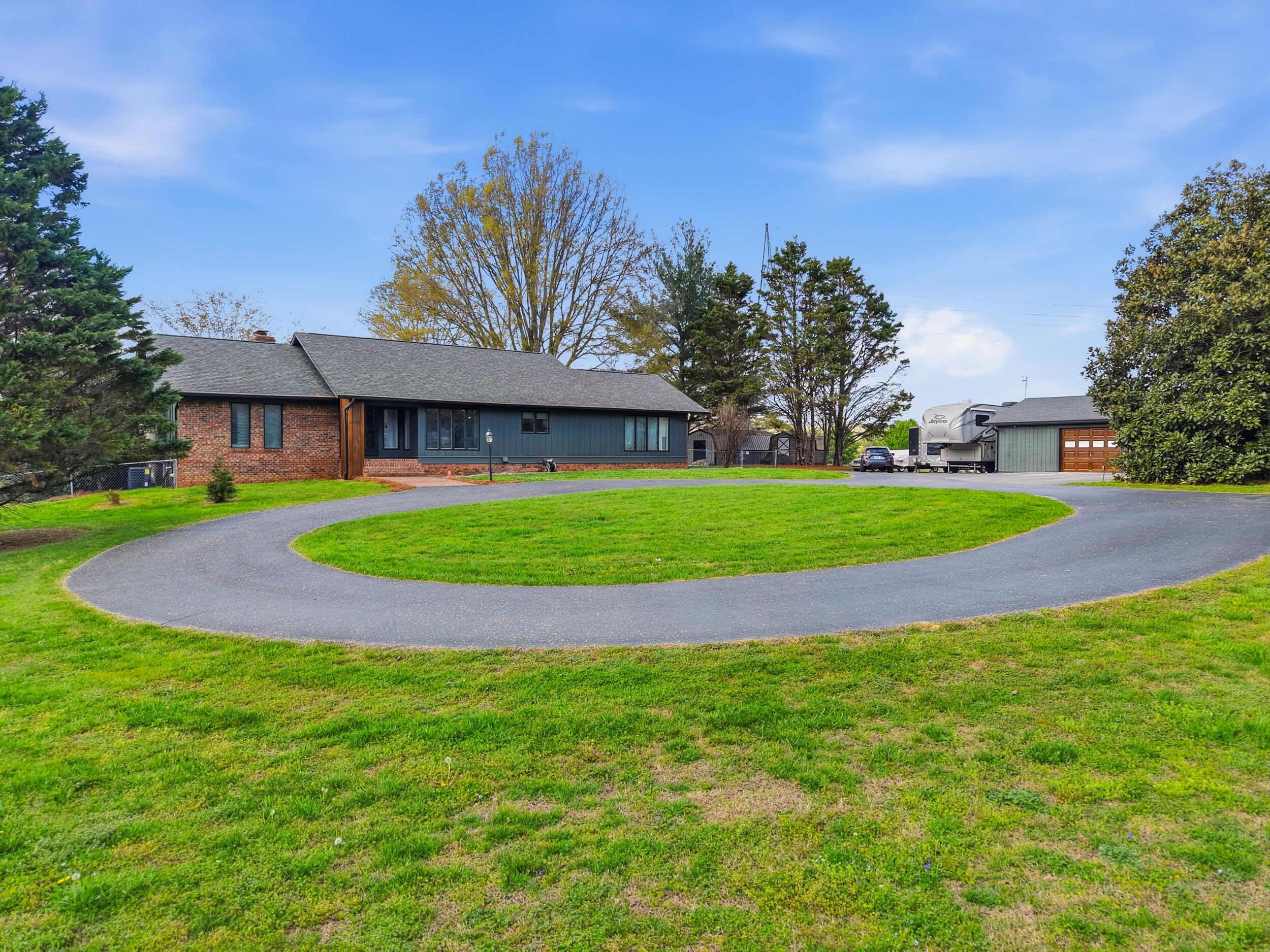 3909 Bill Jones Road Apison, TN 37302 - Photo 6 of 55 3909 bill jones rd-2