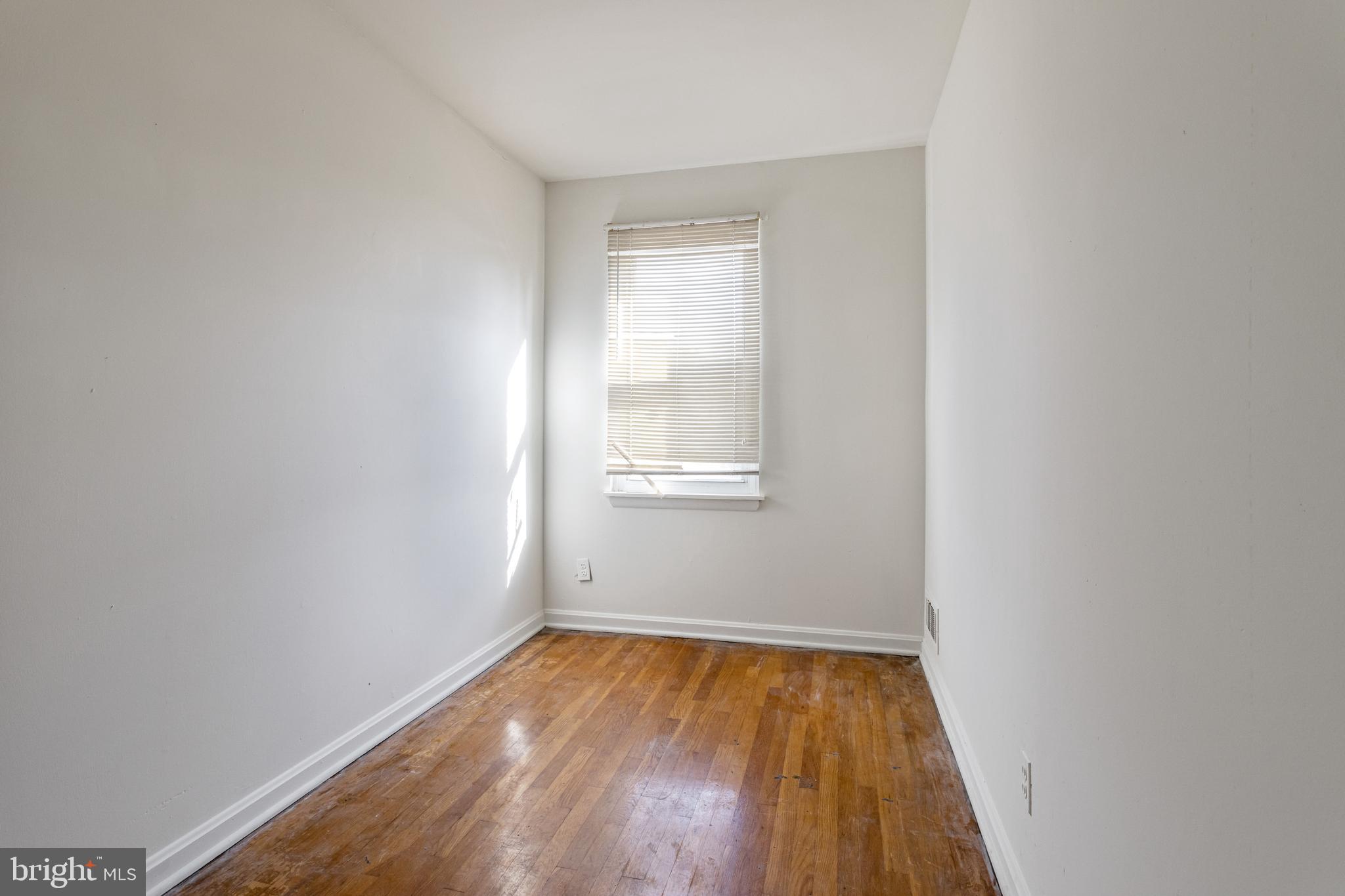 7411 Berkshire Road Baltimore, MD 21224 - Photo 21 of 37 Gallery Image 21