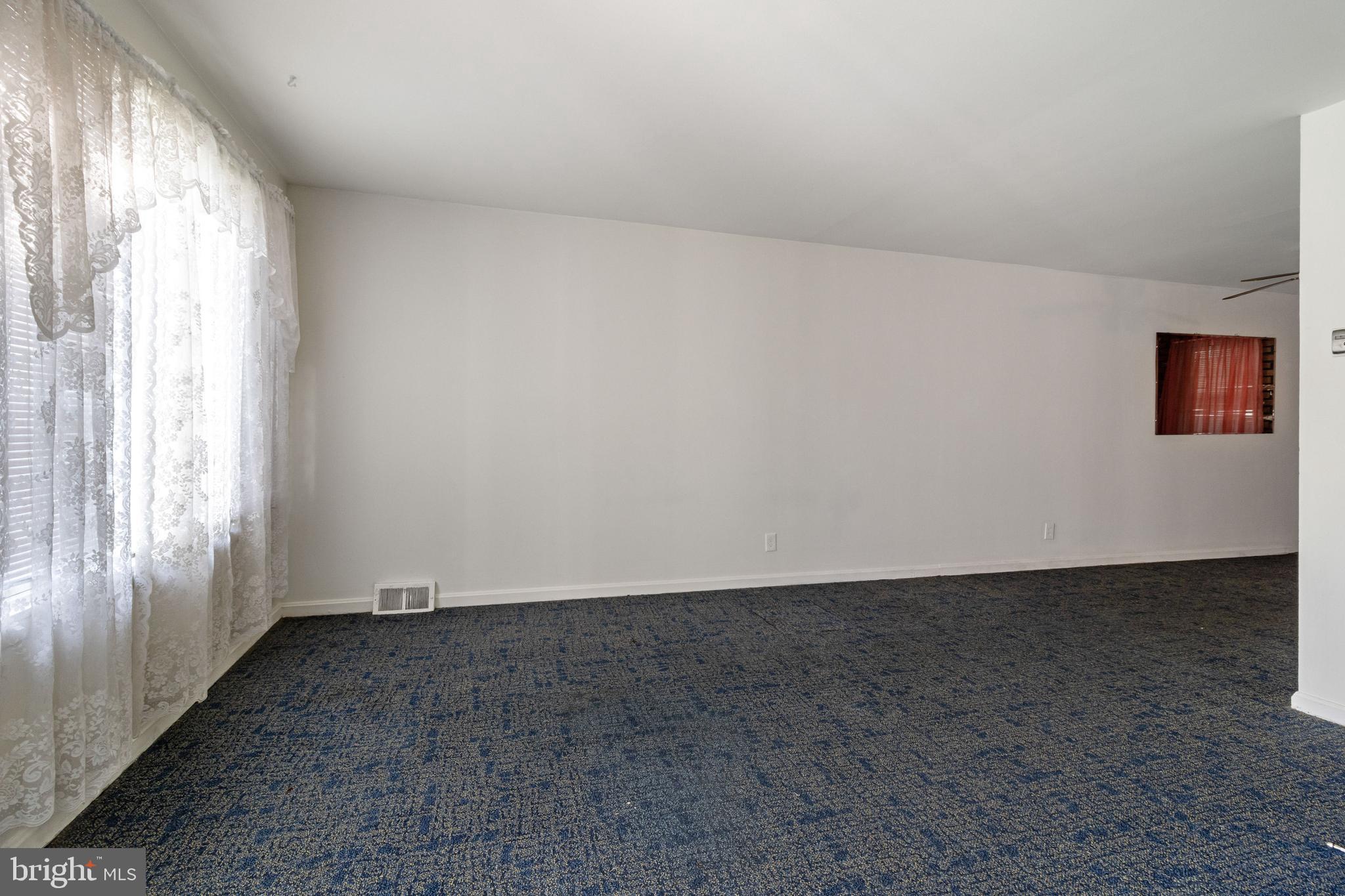 7411 Berkshire Road Baltimore, MD 21224 - Photo 4 of 37 Gallery Image 4