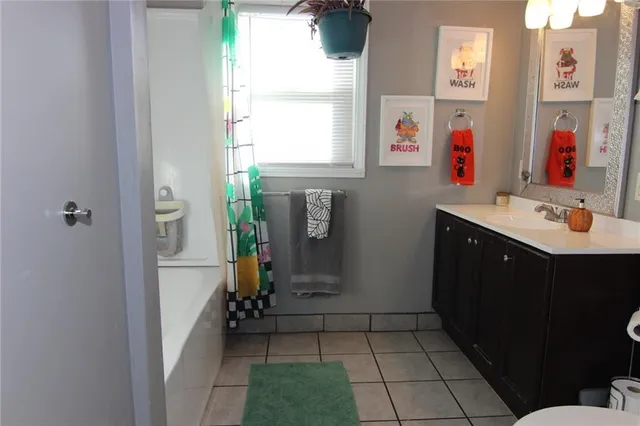 $289,950 | 11403 West 51st Terrace, Shawnee, KS 66203