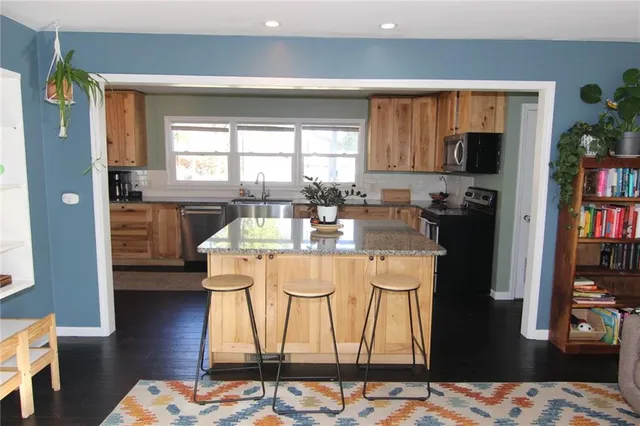 $289,950 | 11403 West 51st Terrace, Shawnee, KS 66203