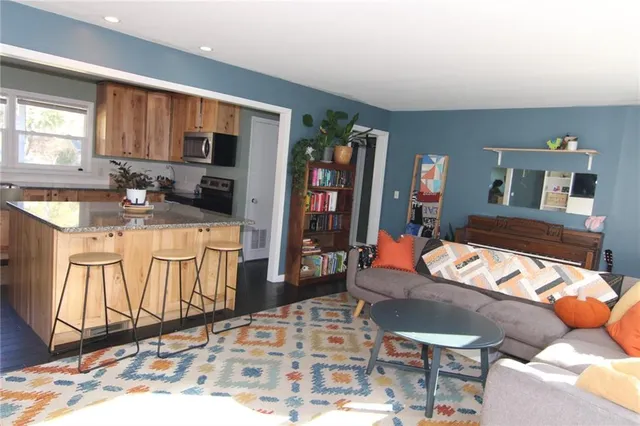 $289,950 | 11403 West 51st Terrace, Shawnee, KS 66203