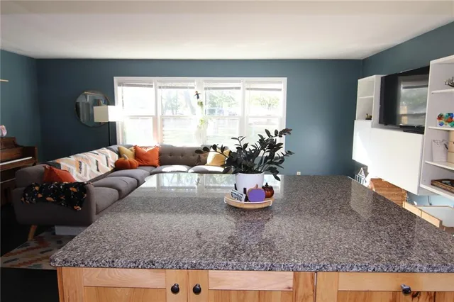 $289,950 | 11403 West 51st Terrace, Shawnee, KS 66203