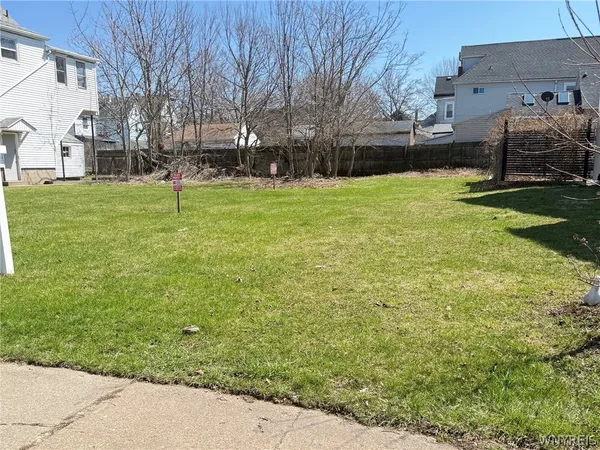 $64,990 | 139 School Street, Buffalo, NY 14213