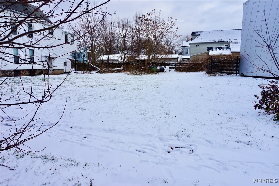 139 School Street Buffalo, NY 14213 - Photo 3 of 7